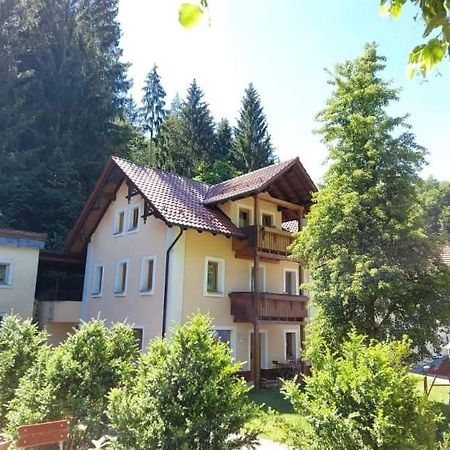 ホテルGasthof Restaurant Jamas ポッテンシュタイン エクステリア 写真